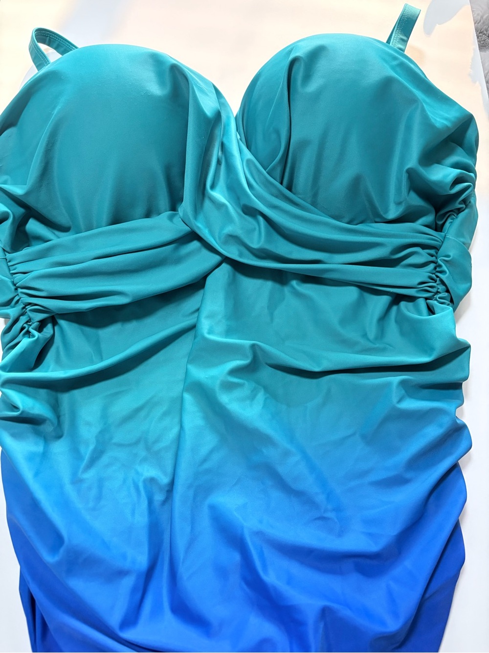 Like New cacique 44DD Turquoise to Royal Blue Ombre Ruched One-Piece Swimdress